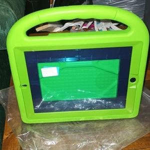 TOEVEK iPad 2/3/4 (9.7 inch,2011/2012) Kids Case with Built-in Screen Protector